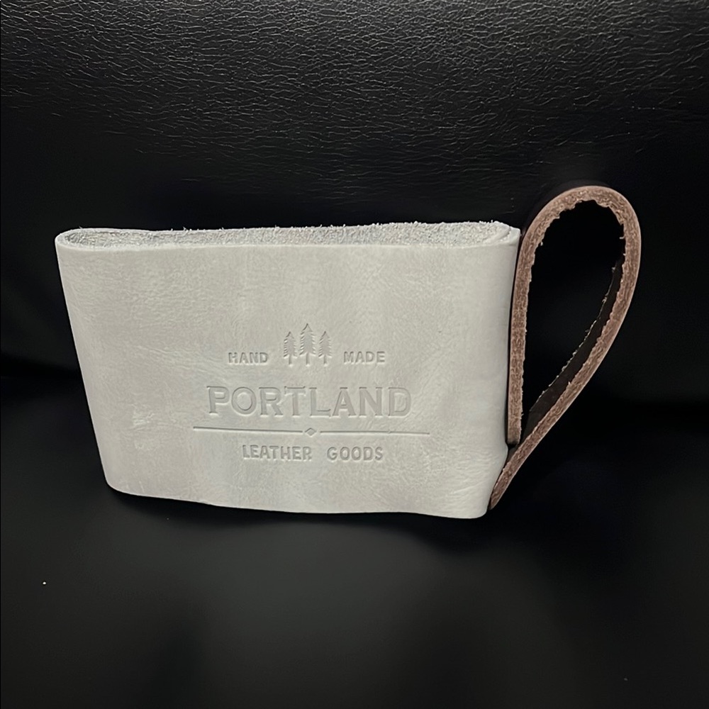 Portland Leather Goods mug hugger in beluga
